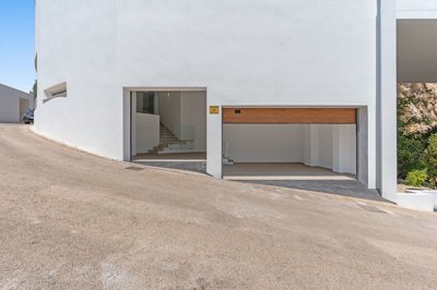 Exterior 5