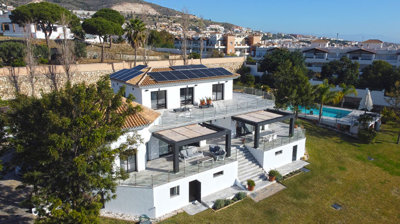 Exterior 2