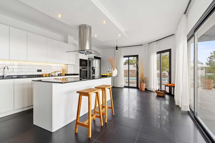 Image No.30-5 Bed House/Villa for sale