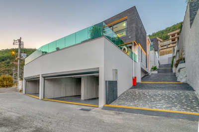Exterior 11
