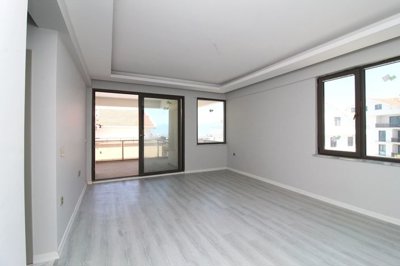 Interior 3