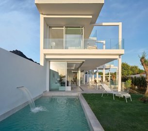 Exterior 3