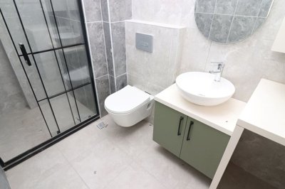 Interior 12