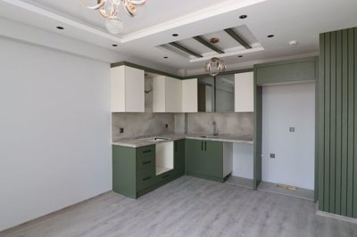 Interior 4