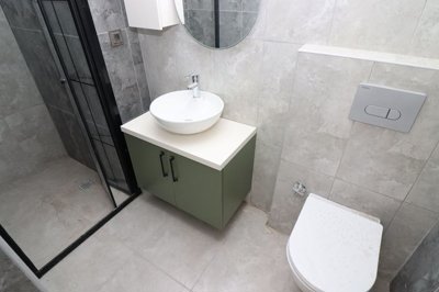 Interior 11