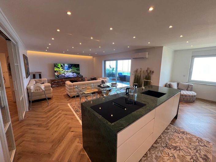 Image No.28-2 Bed Apartment for sale