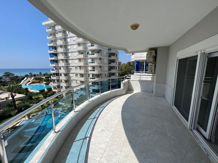 Image No.45-2 Bed Apartment for sale