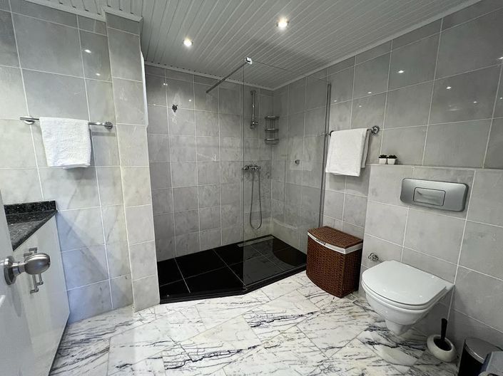 Image No.60-2 Bed Apartment for sale