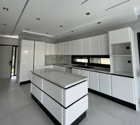 Image No.14-5 Bed House/Villa for sale