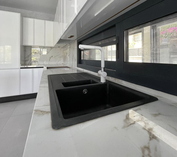 Image No.15-5 Bed House/Villa for sale