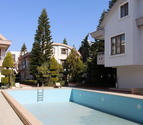 Image No.2-4 Bed House/Villa for sale