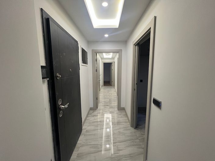 Image No.14-3 Bed Apartment for sale