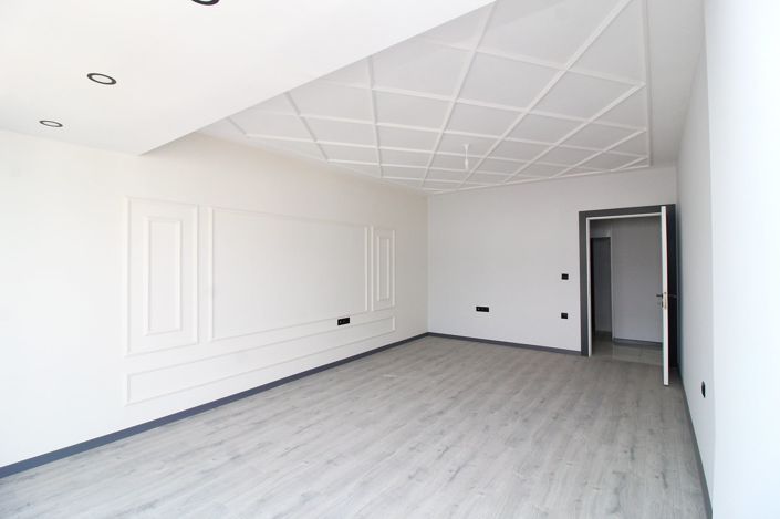 Image No.15-3 Bed Apartment for sale