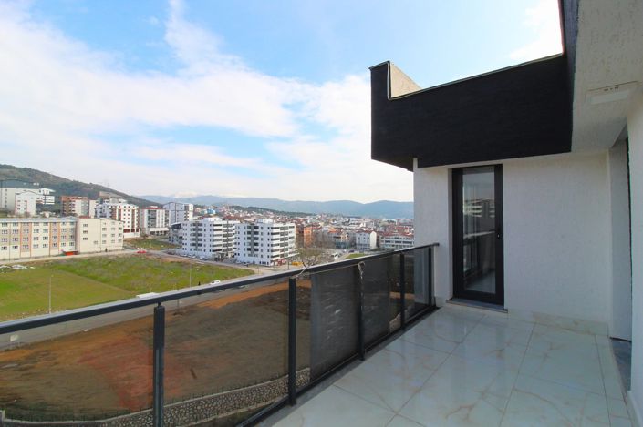 Image No.25-3 Bed Apartment for sale