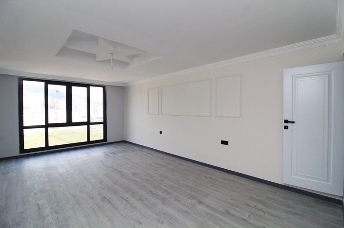 Image No.30-3 Bed Apartment for sale