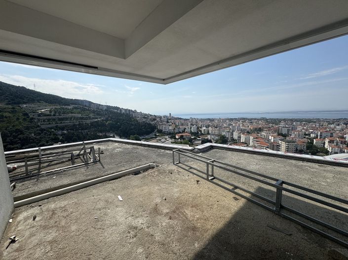 Image No.33-4 Bed Apartment for sale