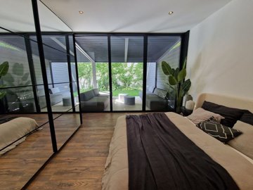 Interior 3