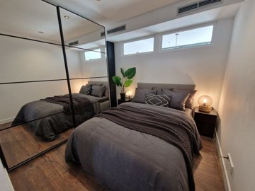 Interior 4