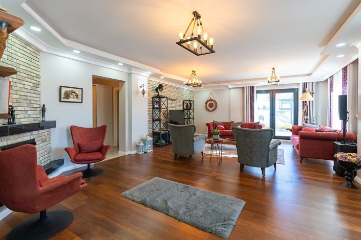 Image No.25-9 Bed House/Villa for sale