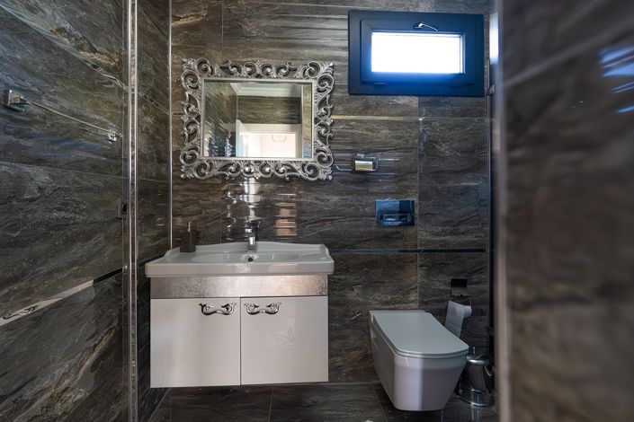 Image No.35-9 Bed House/Villa for sale