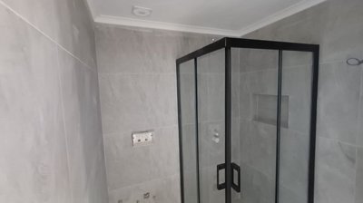 Interior 4