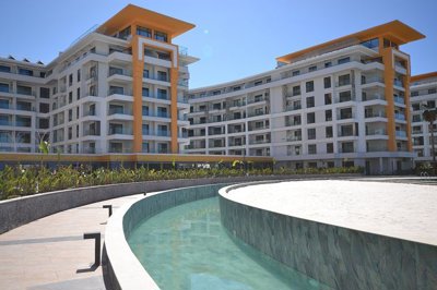 Exterior 6
