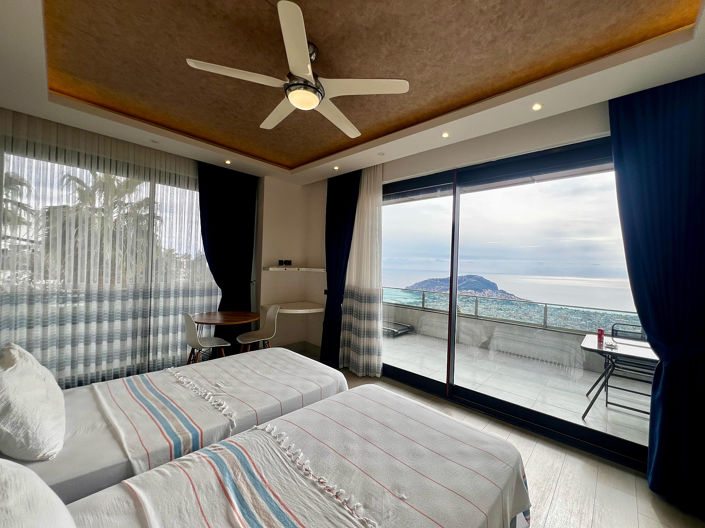 Image No.18-4 Bed House/Villa for sale