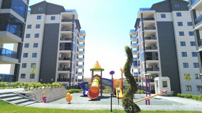Exterior 4