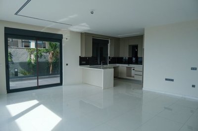 Interior 2