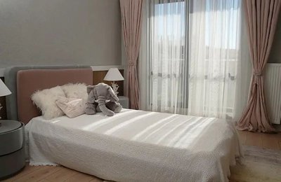 Interior 7