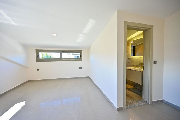 Image No.35-3 Bed House/Villa for sale