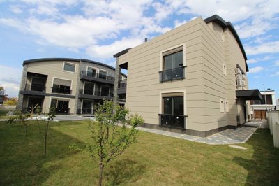 Exterior 12