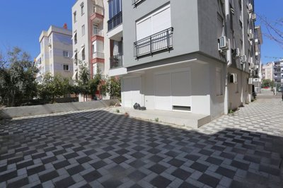 Exterior 8