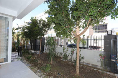 Exterior 9