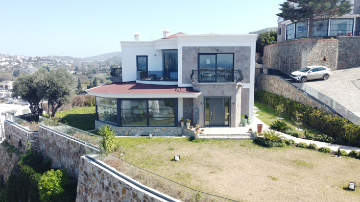 Image No.3-4 Bed House/Villa for sale