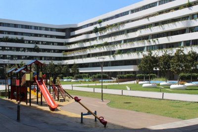 Exterior 3