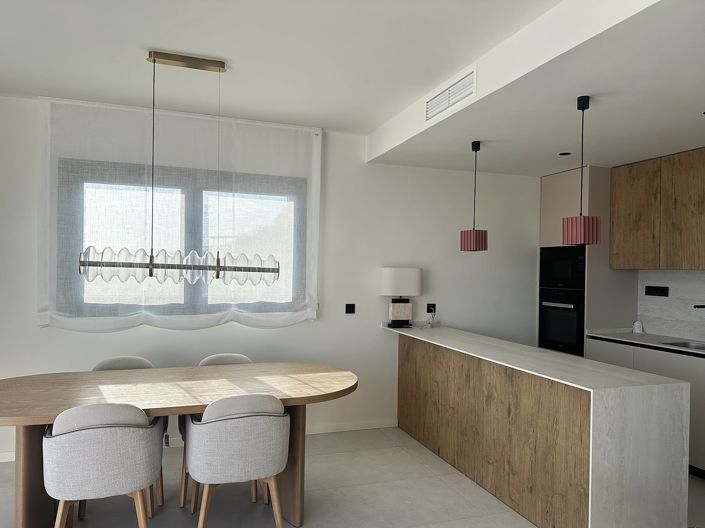 Image No.14-2 Bed Apartment for sale