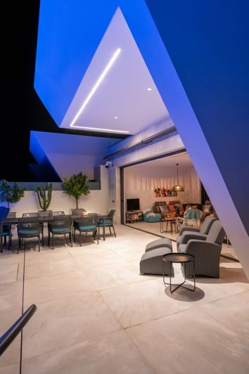 Image No.10-4 Bed House/Villa for sale