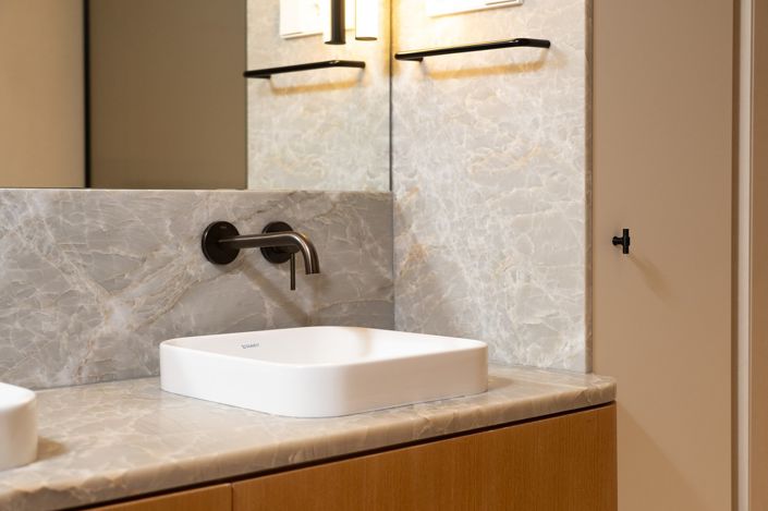 Image No.18-4 Bed Apartment for sale