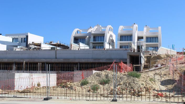 Image No.23-4 Bed Apartment for sale