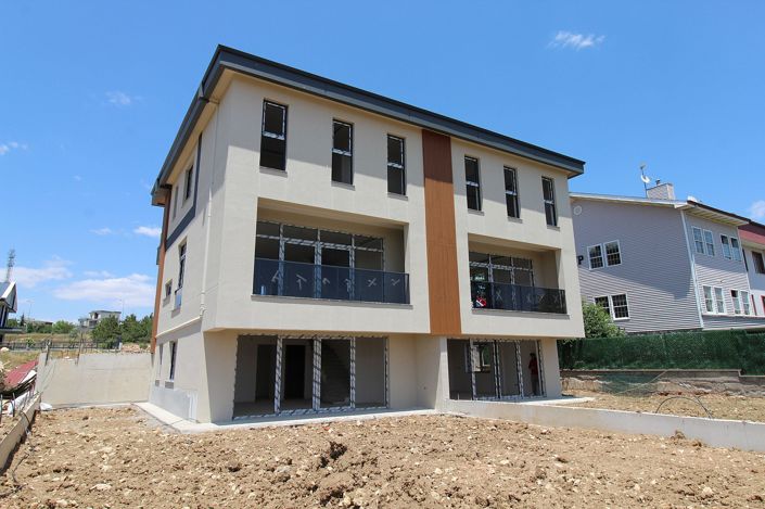 Image No.1-4 Bed House/Villa for sale