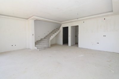 Interior 4