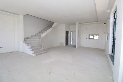 Interior 5