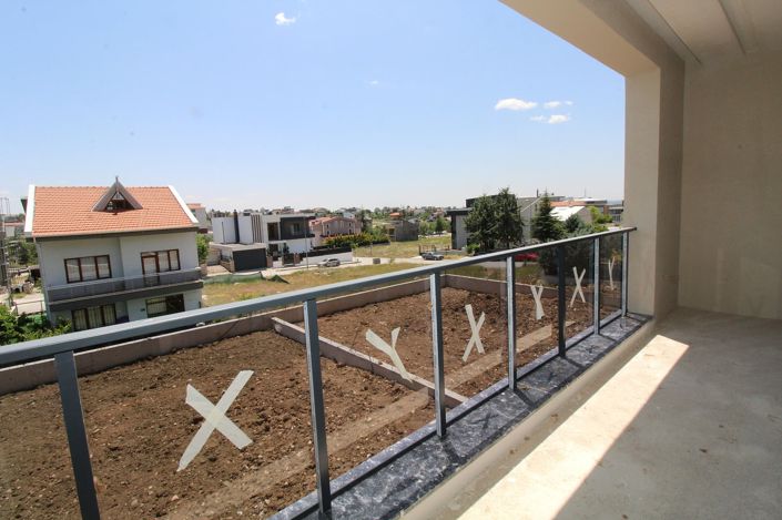 Image No.20-4 Bed House/Villa for sale