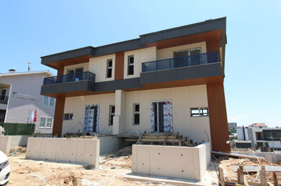 Exterior 3