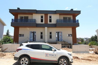 Exterior 4