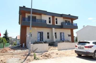 Exterior 5
