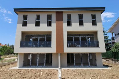 Exterior 8