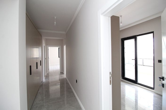 Image No.13-2 Bed Apartment for sale