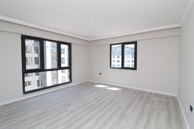 Interior 3